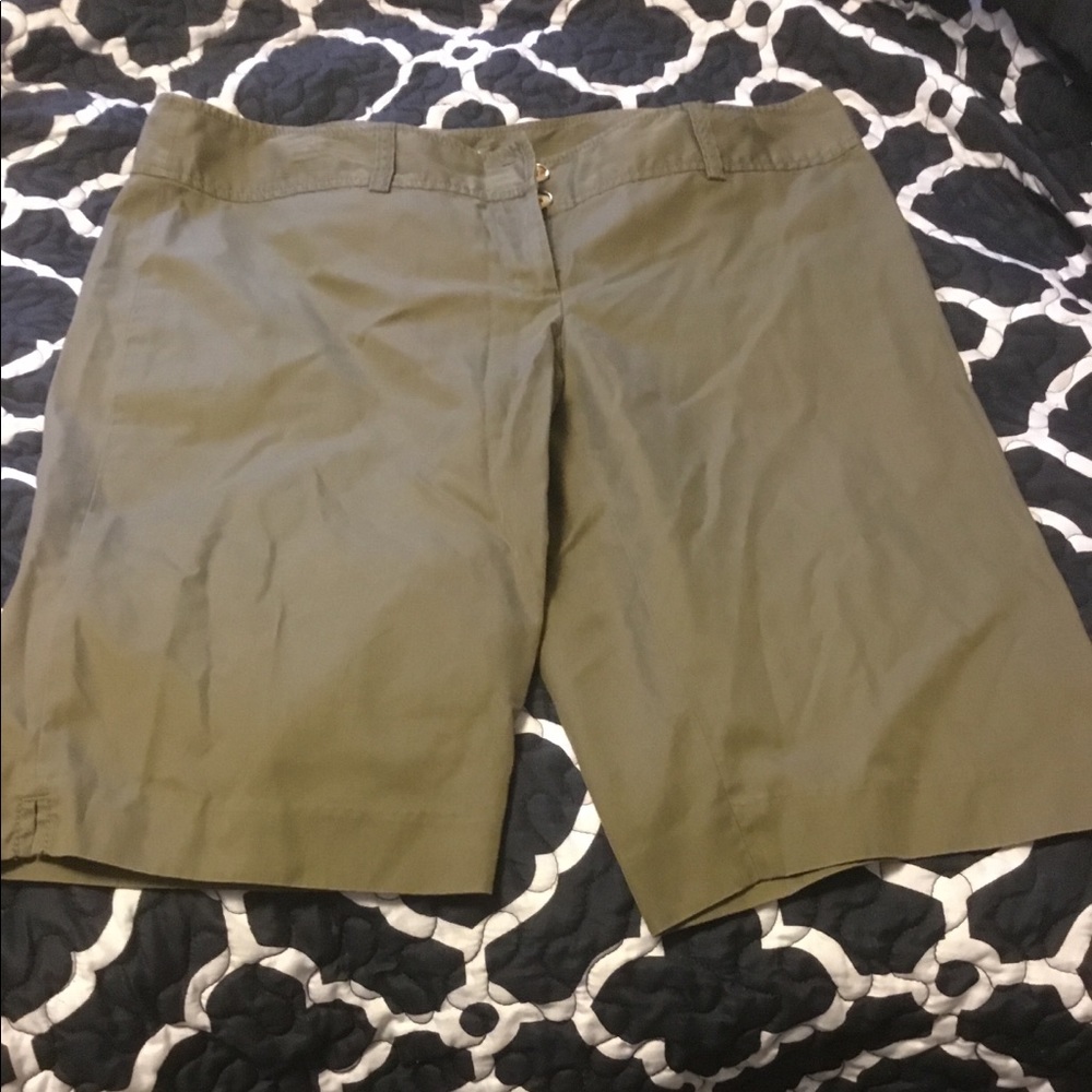 Michael Kors size 12 Bermuda Shorts (Olive)